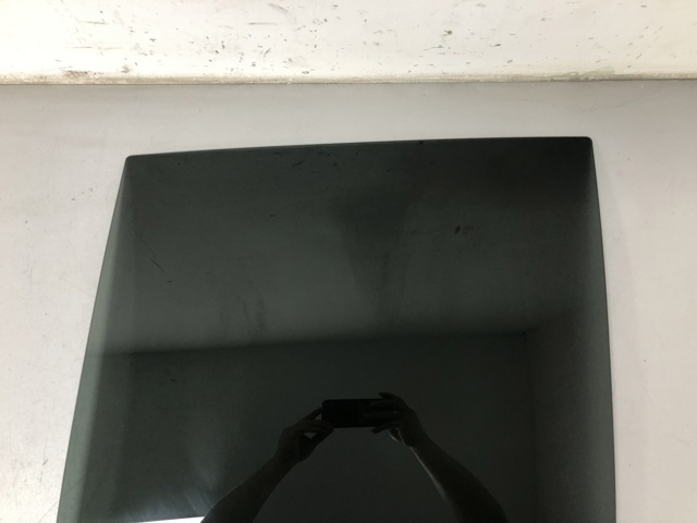 51357416971 BMW Стекло двери задней левой купить в Харьков