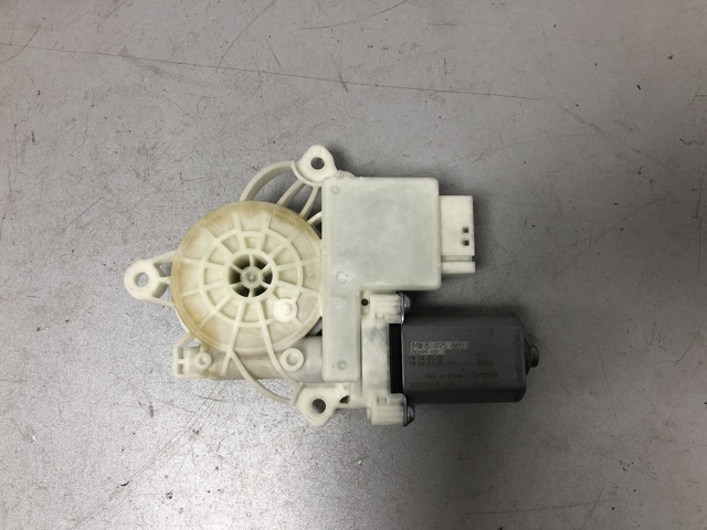 51358495865 BMW Мотор стеклоподъемника двери передней левой купить в Киев