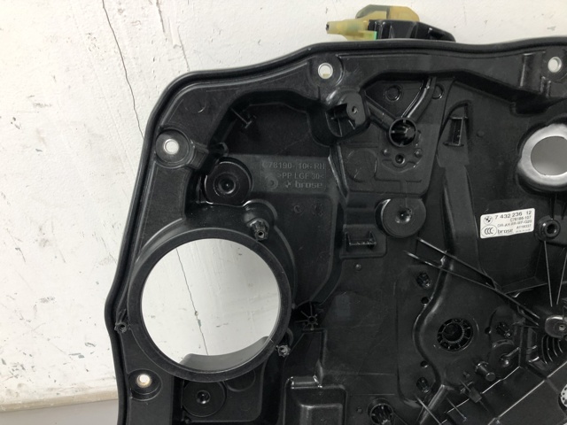 BMW 51358498856 Механизм стеклоподъемника двери задней правой в наличии Черкассы