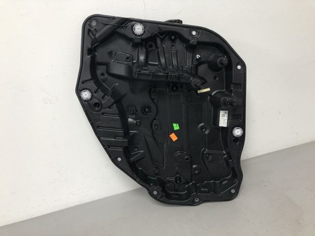 Стеклоподъемник левой задней двери 51359463717 BMW
