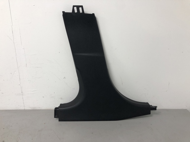 BMW 51437481637 Обшивка стойки кузова внутренняя средняя нижняя левая в наличии Житомир