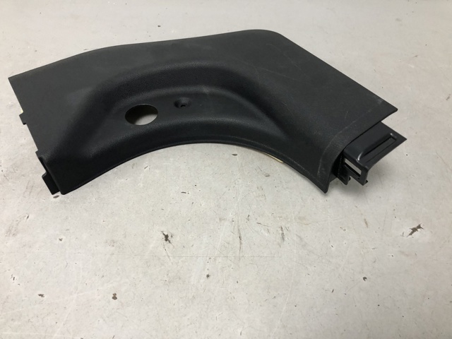BMW 51437482291 Обшивка стойки кузова внутренняя передняя левая в наличии Павлоград