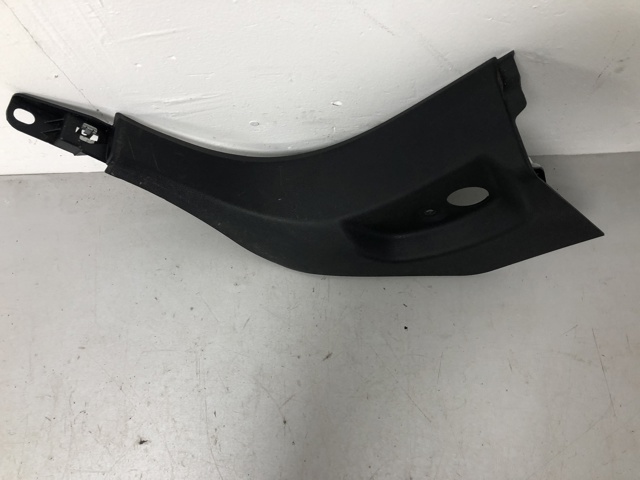Обшивка стойки кузова внутренняя, передняя левая 51437485827 BMW