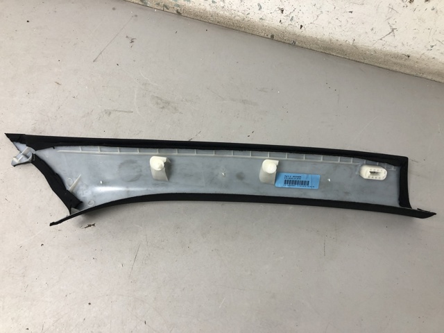 BMW 51438037355 Обшивка стойки кузова внутренняя передняя левая в наличии Полтава
