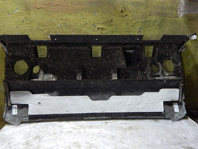 Задняя полка 51468065041 BMW