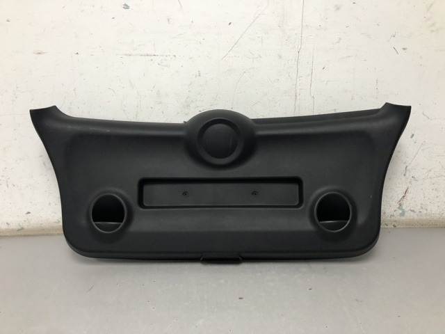 51497302727 BMW Обшивка (облицовка) крышки багажника (двери 3/5-й задней) купить в Киев