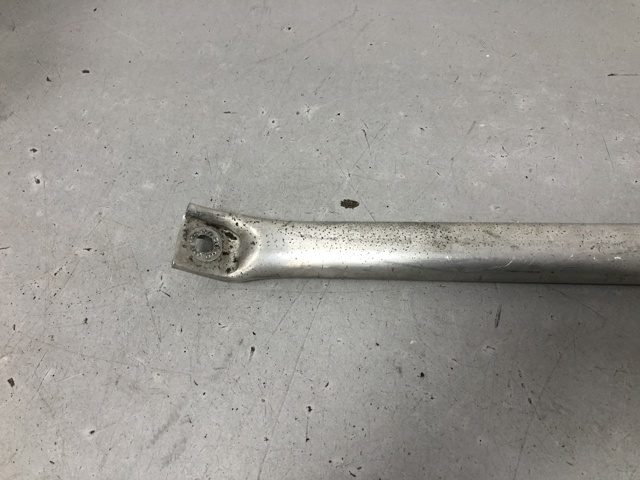 BMW 51617184939 Распорка передних стоек подвески левая в наличии Хмельницкий