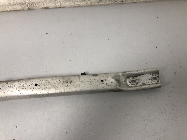 BMW 51717228081 Накладка передней панели (суппорта радиатора) верхняя в наличии Каменское