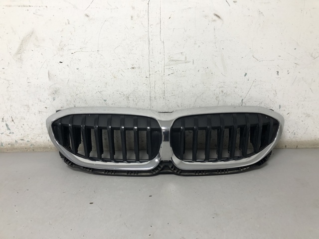 Жалюзи радиатора охлаждения 51745A22C60 BMW