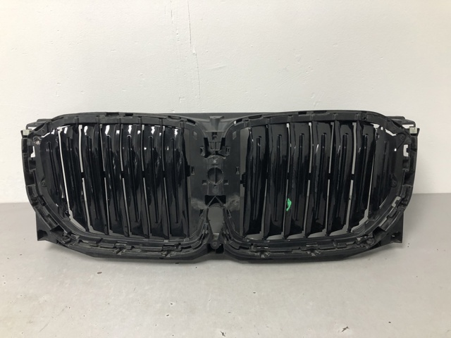 Решетка 51745A29C42 BMW