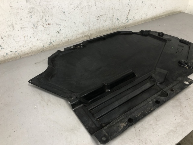 BMW 51757158405 Защита днища, топливного бака в наличии Хмельницкий