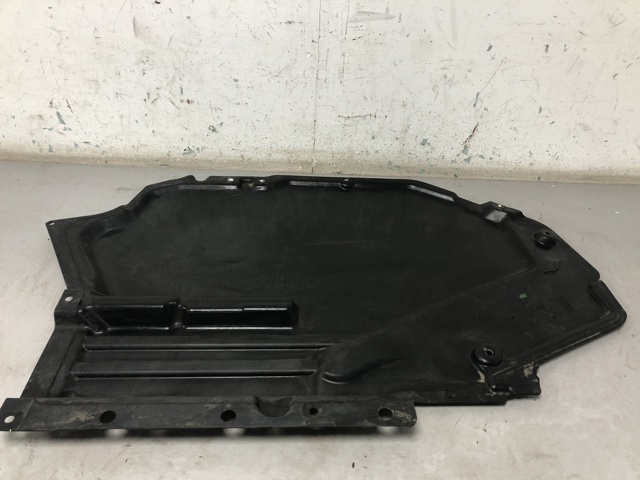 BMW 51757158405 Защита днища, топливного бака в наличии Тернополь