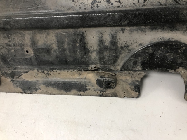 51757207268 BMW Защита днища правая купить в Житомир