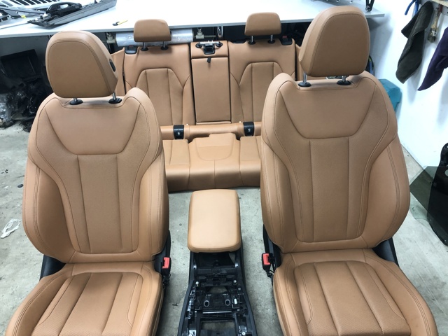 52105A1ADE0 BMW купить в Винница