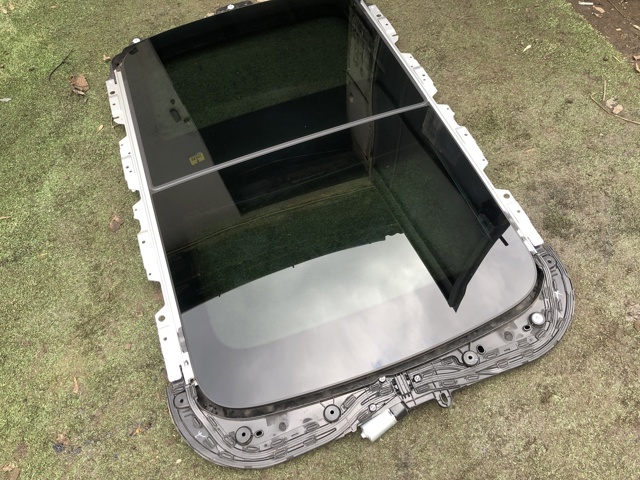 54107379619 BMW Крышка люка крыши передняя купить в Житомир
