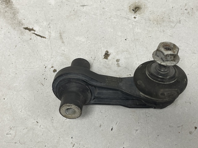 Стойка стабилизатора, заднего 5Q0505465C VAG