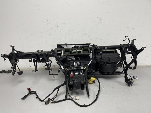 Корпус печки в сборе 5Q1820007B VAG