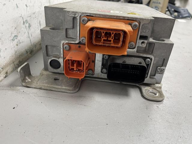 5QE915684J VAG Модуль управления (ЭБУ) заряда основной батареи купить в Николаев