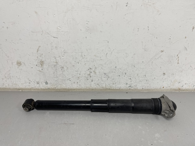 Амортизационная стойка задняя Фольксваген Гольф SPORTSVAN