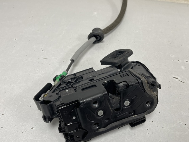 5TB837016A VAG Замок передней правой двери купить в Хмельницкий