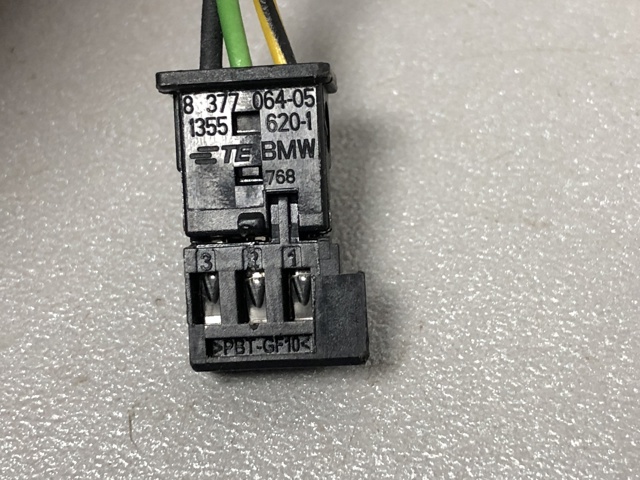BMW 61138377064 Разъем (фишка) универсальный в наличии Днепр
