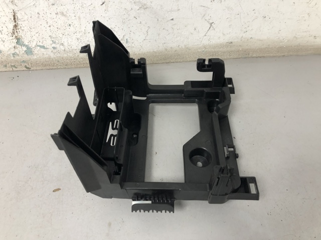 61146843881 BMW купить в Киев