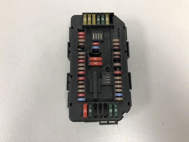 Коробка предохранителей 61149224879 BMW