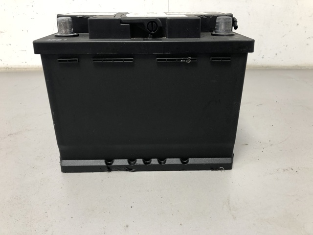 Акумуляторна батарея bmw 3 g20 61217604802 2019- (21913)