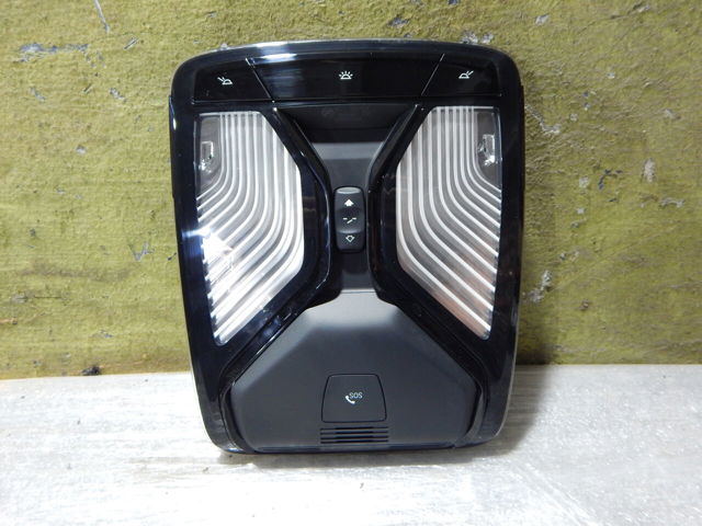 Плафон освещения кабины 61316838154 BMW