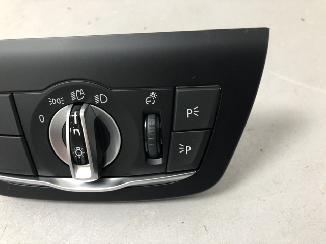 BMW 61319472964 Переключатель света фар на "торпедо" в наличии Павлоград