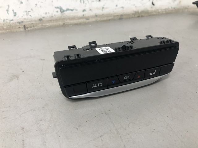Регулятор вентилятора отопителя 61319493014 BMW