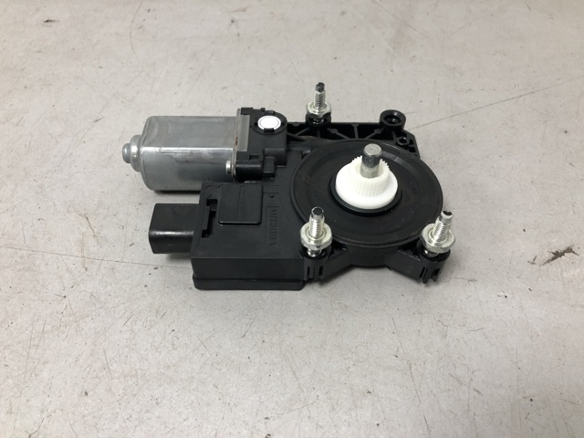 61359854232 BMW Мотор стеклоподъемника двери задней правой купить в Павлоград