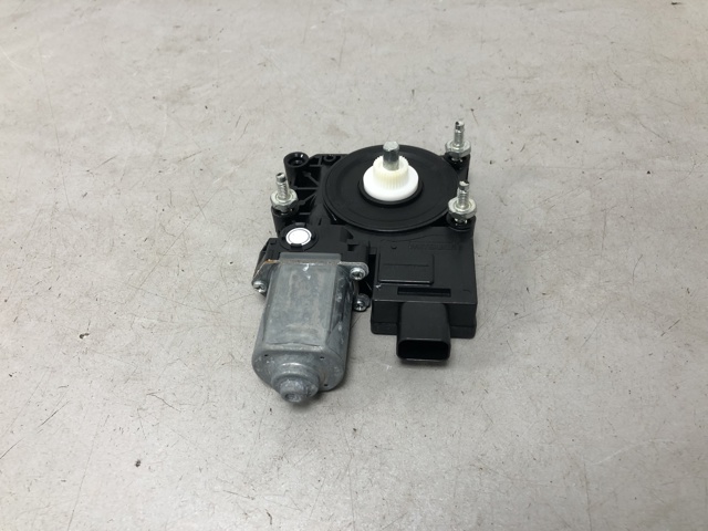 61359854232 BMW Мотор стеклоподъемника двери задней правой купить в Черкассы