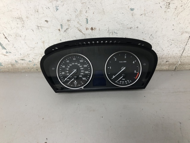 Щиток приборов 62109236819 BMW