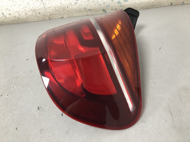 Фара задняя правая внешняя 63217227790 BMW