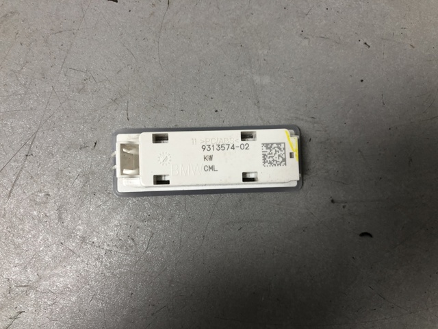 Лампа подсветки в двери, передней правой 63319313574 BMW