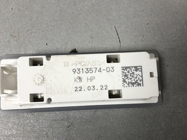 63319313574 BMW Лампа подсветки в двери купить в Ужгород