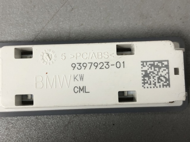 Лампа подсветки в двери, передней правой 63319397923 BMW