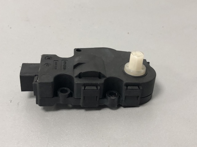 64119319037 BMW Привод заслонки печки купить в Чернигов