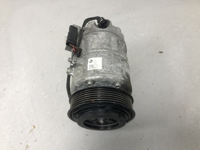 Компрессор системы кондиционирования 64526842618 BMW