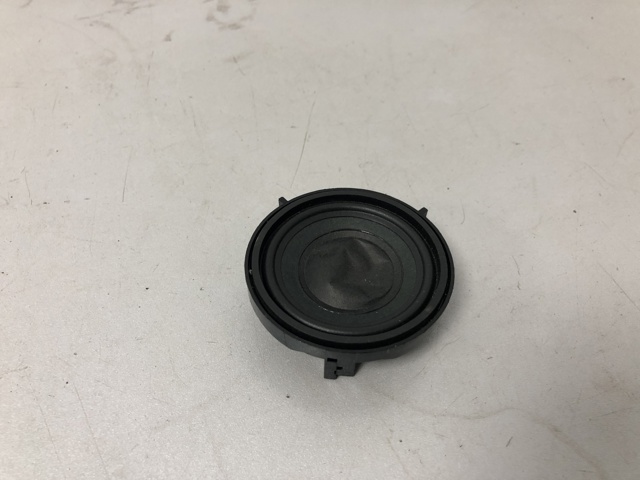 Динамик задней полки 65139151127 BMW