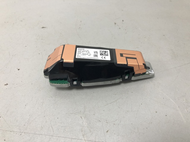 Антенна на крышу 65209825130 BMW