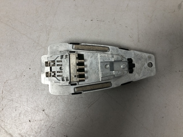 65209825131 BMW Антенна купить в Тернополь