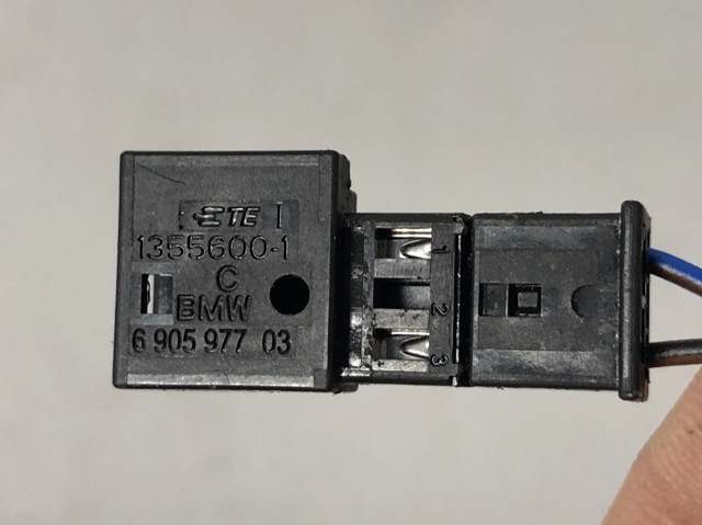 6905977 BMW купить в Запорожье