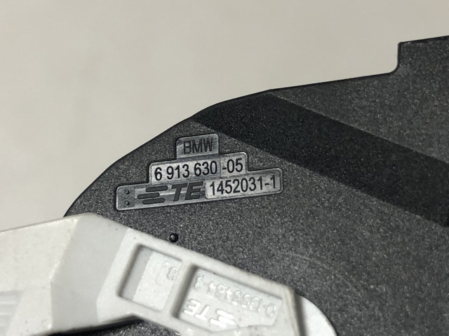 BMW 6913630 в наличии Ужгород