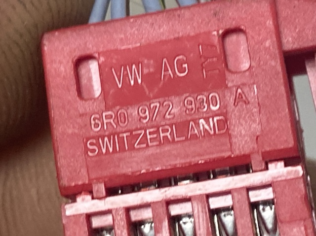 VAG 6R0972930A в наличии Сумы