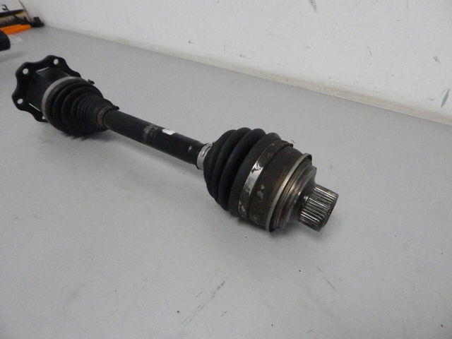 VAG 80A407271D Полуось передняя в наличии Полтава