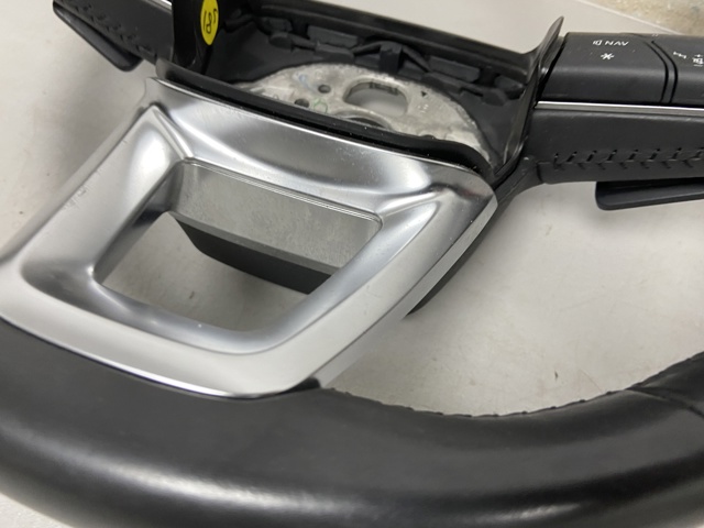 VAG 80A419091J Рулевое колесо в наличии Днепр