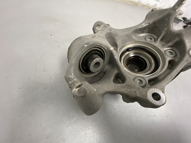 Цапфа поворотного кулака 80A505431G VAG