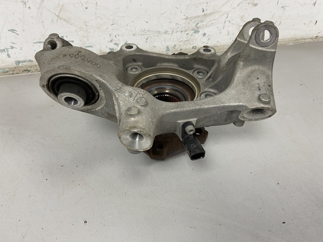 VAG 80A505432G Цапфа (поворотный кулак) задний правый в наличии Винница